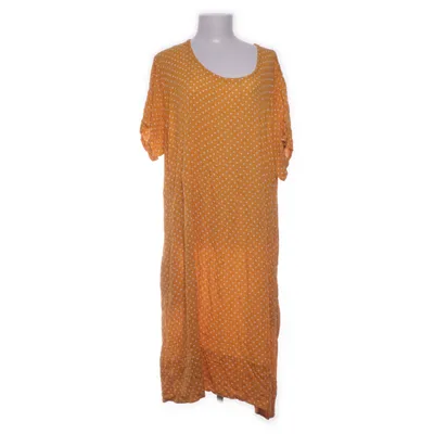 Klänning (Gul, Vit, Flerfärgad) från Karin Sömmare Viskos