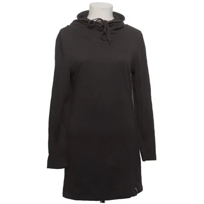Robe à col roulé (Gris) de Cleptomanicx Coton