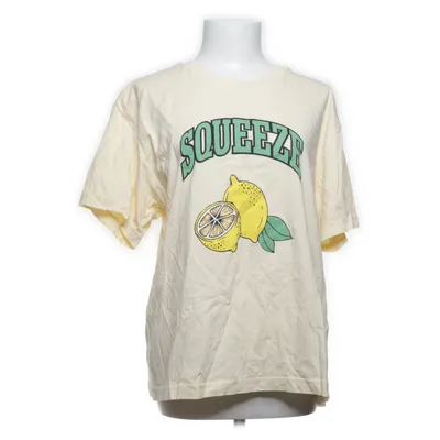 T-shirt (Gul) från Monki Bomull