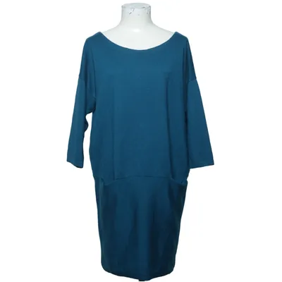 Dress (Blue) from Cora Kemperman Acrylic, Merino wool