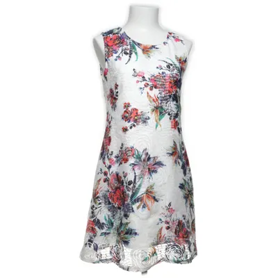 Klänning (Vit, Flerfärgad) från Apricot Polyester