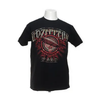 T-shirt (Svart, Röd) från Gildan Bomull