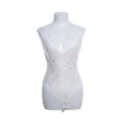 Body (White, Beige)