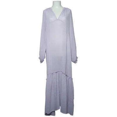 Långklänning (Hallas Crepe Dress) från Neo Noir Polyester