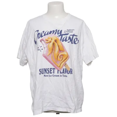 T-shirt (Vit, Flerfärgad) från Pull & Bear Bomull