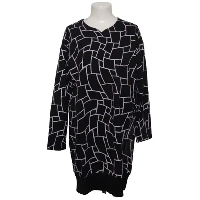 Dress (Black, White) from Soquesto Cotton, Elastane, Polyester