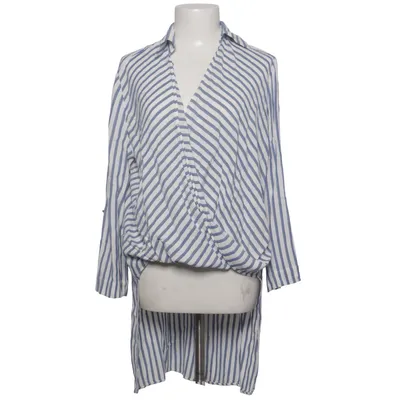 Wickelbluse (Blau, Weiß) von Caroline Biss Leinen, Viskose