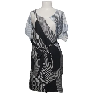 Robe (Noir, Blanc, Bleu) de Lise Charmel