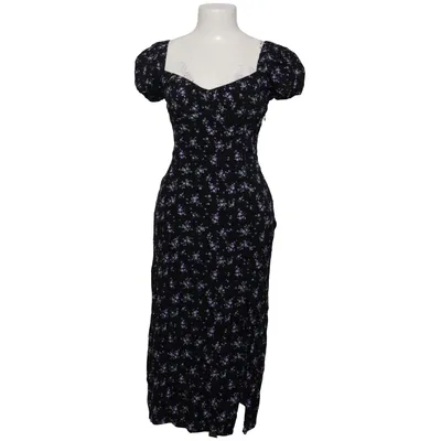 Kleid (Schwarz, Lila) von Bershka