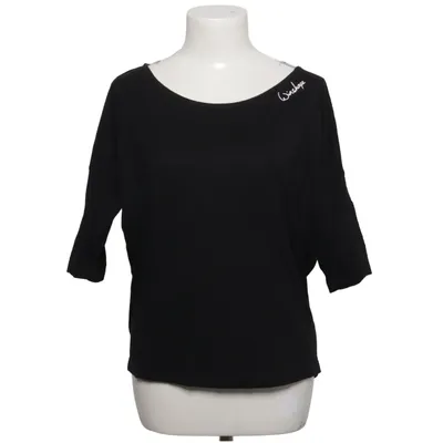 T-shirt (Black) from Winshape