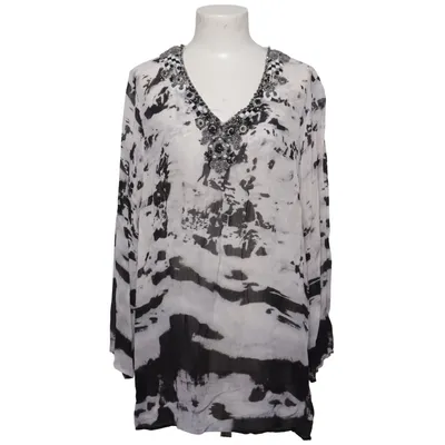 Blouse (Black, White) from Open End Viscose