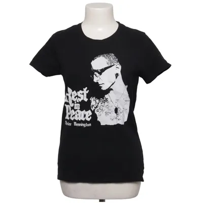 T-shirt (Black) from Gildan Cotton