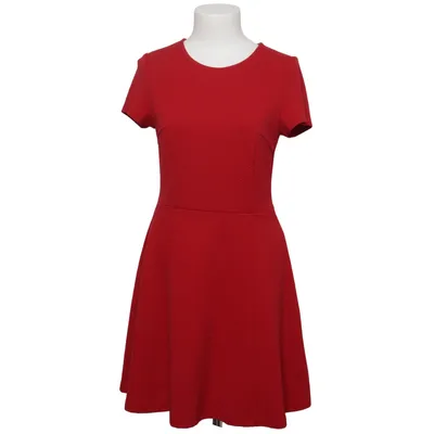 Klänning (Röd) från Befree