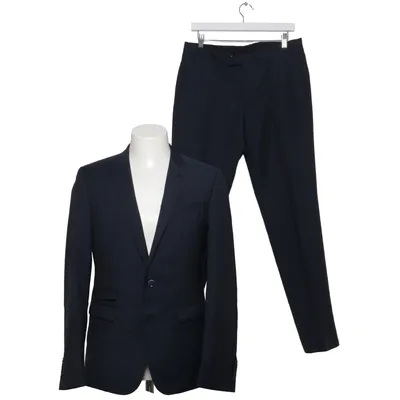 Suit (move) from Digel Acetate, Viscose