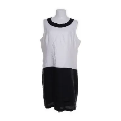 Klänning (Svart, Vit) från Isolde Linne