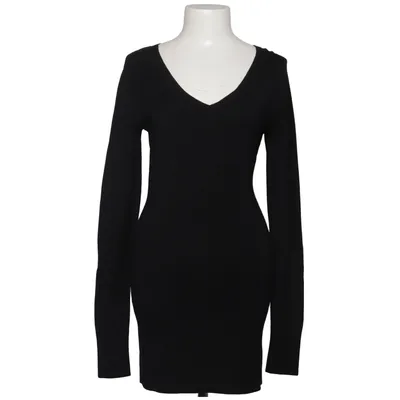 Dress (Black) from Background