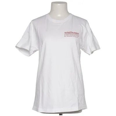T-shirt (White) from On Vacation Cotton