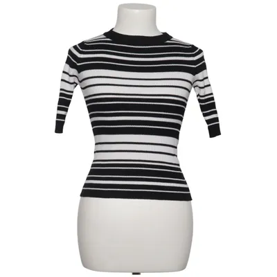 Top (Sort, Hvid) fra Bershka_BSKGIRL