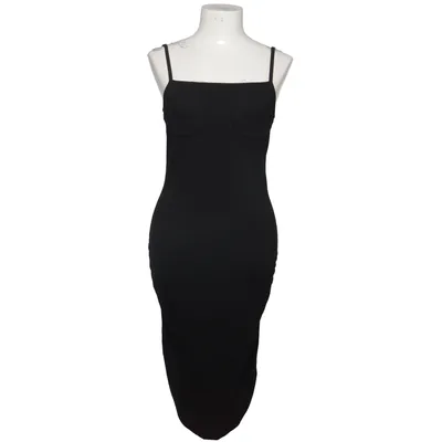Klänning (Midi Cup Shape Dress) från Anna Nooshin x NA-KD Elastan, Polyamid, Viskos