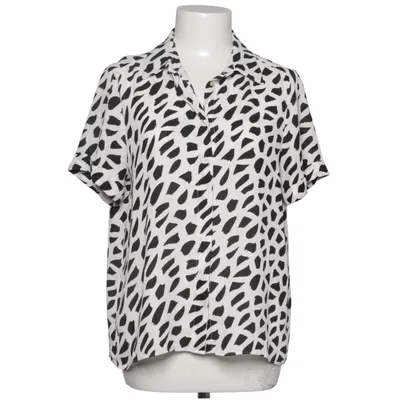 Short sleeve shirt (Black, White) from Rose+Olive Polyester
