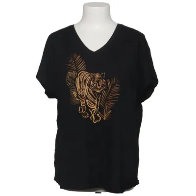 T-shirt (Black) from In Extenso