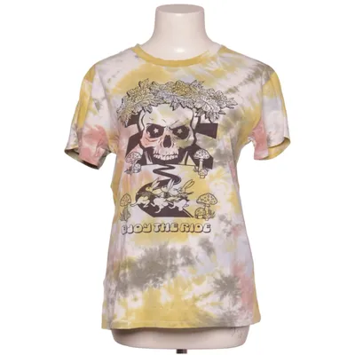 T-shirt (Green, Multicolored) from Empyre
