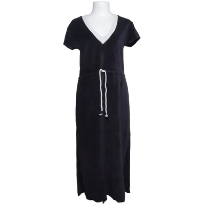 Dress (Black) from Chasor