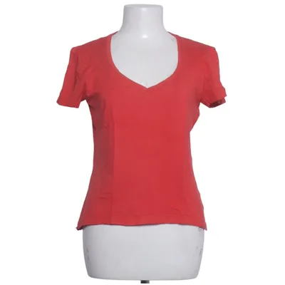 T-shirt (Red) from Best Connections
