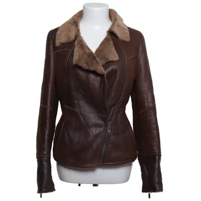 Veste en peau de mouton retournée (Marron) de Maura by Claudia Sträter