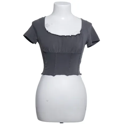 Top (Grau) von Subdued