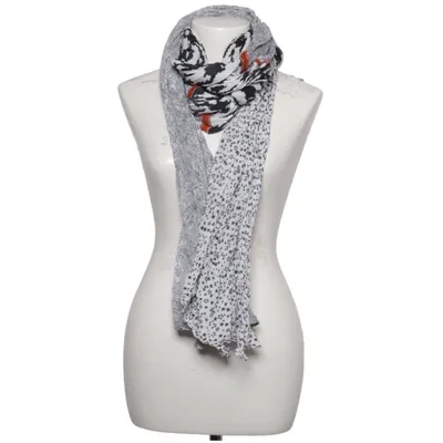 Shawl (Black, White) from Plomo o Plata