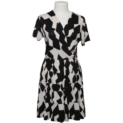 Dress (Black, White) from Icono