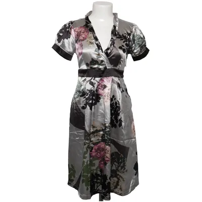 Robe (Gris, Multicolore) de Uttam Boutique