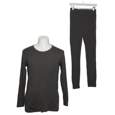 Base layer (Gray) from Saint Cotton, Polyester