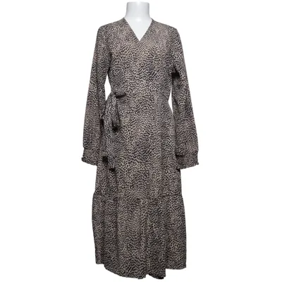 Wikkeljurk (Beige, Zwart) van Three Sixty Five