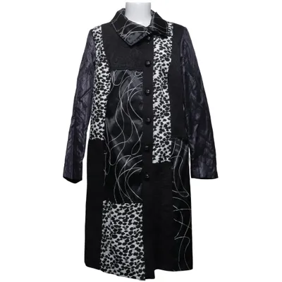 Coat (Black, White, Multicolored) from Chic by Cellbes Polyester