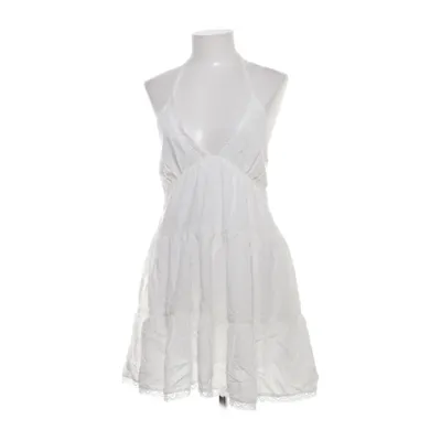 Robe dos-nu (Blanc) de Motel Viscose