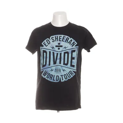T-shirt (Black) from Gildan