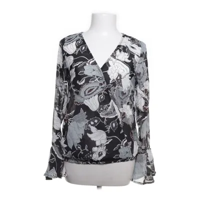 Wrap top (Gray, Black) from Sisters Point