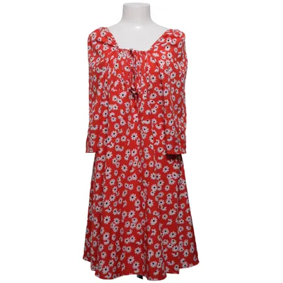 Robe (Rouge, Blanc, Noir) de Boohoo Polyester