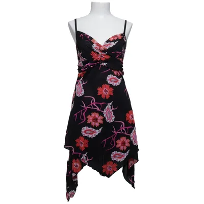 Klänning (Svart, Rosa, Röd) från Night Queen Polyester