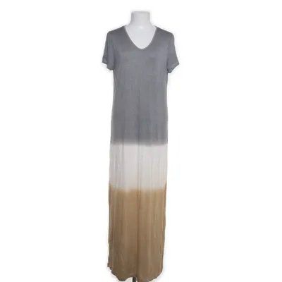 Maxi dress (Gray, White, Beige) from Misslook