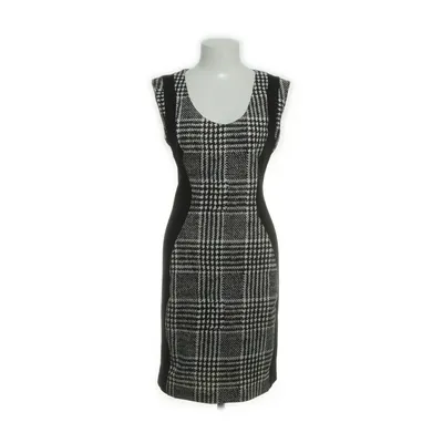 Jurk (Zwart, Wit) van Mango Suit Elastaan, Polyamide, Polyester, Viscose