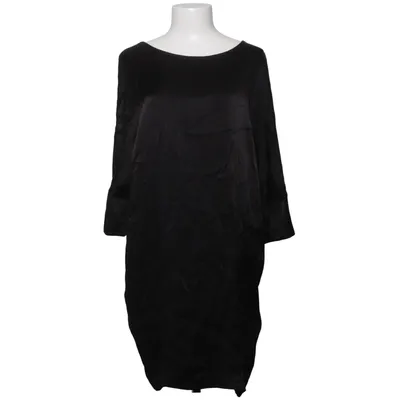 Dress (Black) from Carin Wester Cupro, Viscose