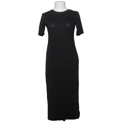 Klänning (Beyond dress) från Weekday Lyocell, Polyester