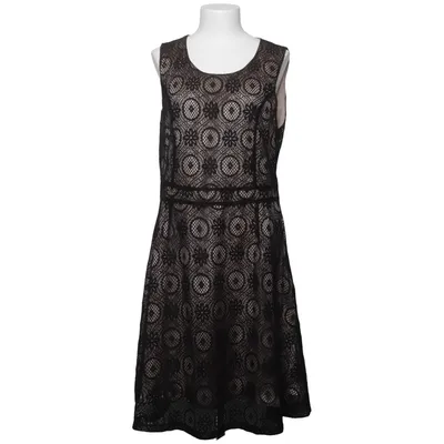 Robe de cocktail (Noir, Beige) de Hillevi Polyester
