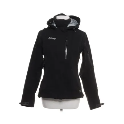 Skaljacka (Svart) från Bergans of Norway Polyester