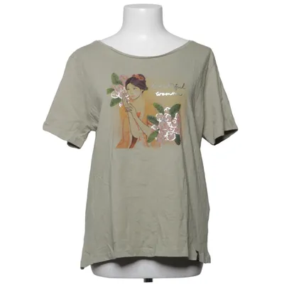 T-shirt (Vert) de Tara M