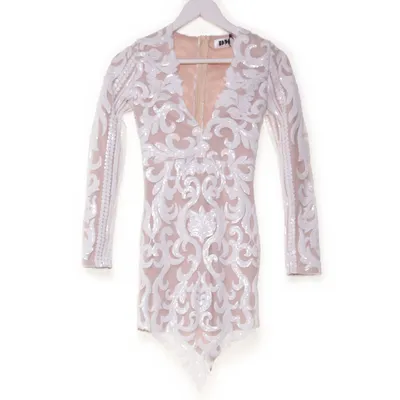Klänning (Vit, Beige) från Dennis Maglic Bomull, Polyester