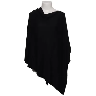 Poncho (Black) from Oliver